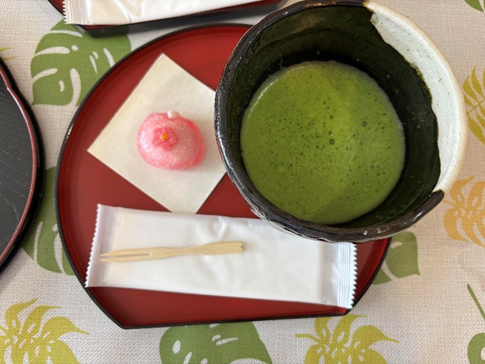 お茶会を開催しました